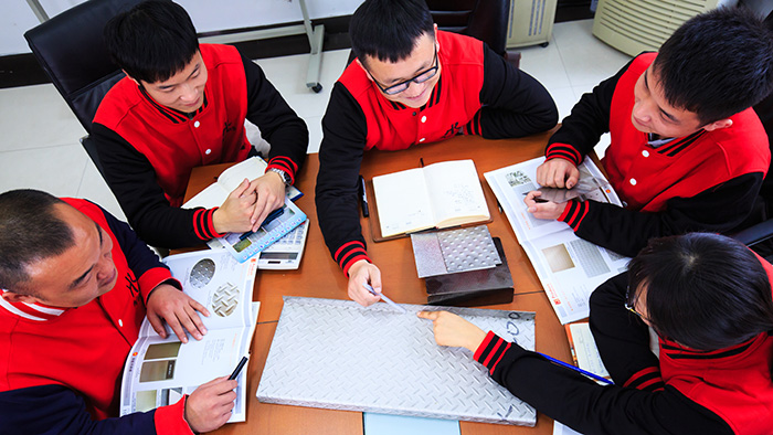 海潤鋼鐵-辦公風(fēng)采